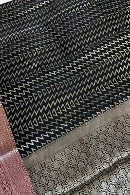 Banarasi semi silk saree in black colour with zig-zag  work 3