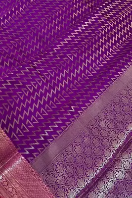 Banarasi semi silk saree in magenta colour with zig-zag  work 3