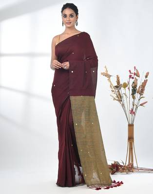 Maroon sequin-detail plain saree with beige pallu 1