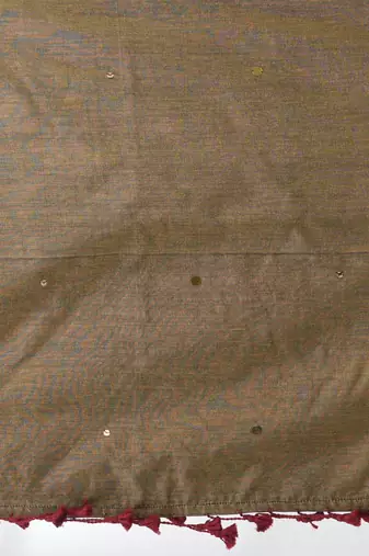 Maroon sequin-detail plain saree with beige pallu