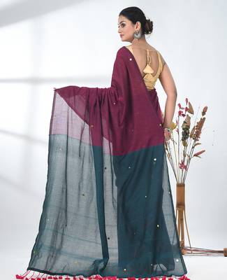 Magenta sequin-detail plain saree with teal pallu 3