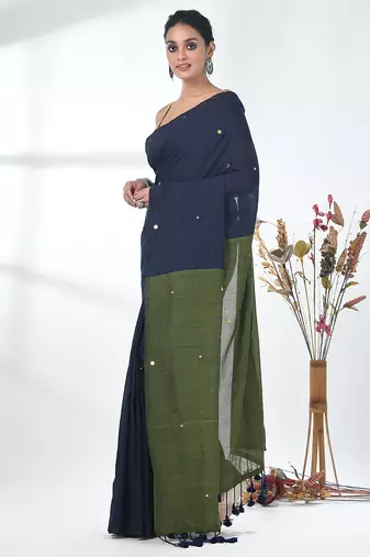 Navy blue sequin-detail plain saree with green pallu