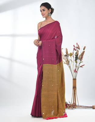 Fuchsia sequin-detail plain saree with mustard pallu 2