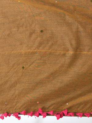 Fuchsia sequin-detail plain saree with mustard pallu 4