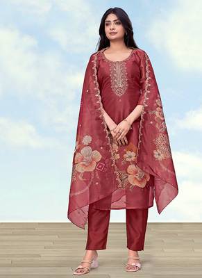 Rust red simar kurta set with floral print 1