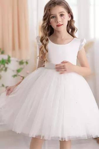 White solid net fit & flare party dress for girls