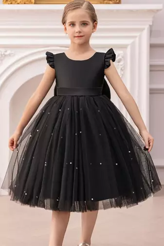 Black solid net fit & flare party dress for girls