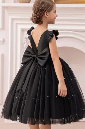 Black solid net fit & flare party dress for girls