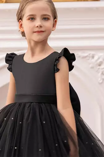 Black solid net fit & flare party dress for girls