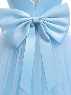 Blue solid net fit & flare party dress for girls 5