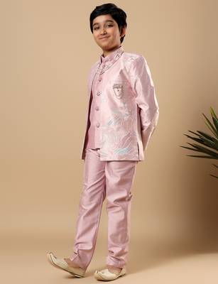 Boys onion pink cotton silk floral vine embroidered sherwani trouser set with jacket & necklace 4