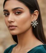 Silver enclave studs