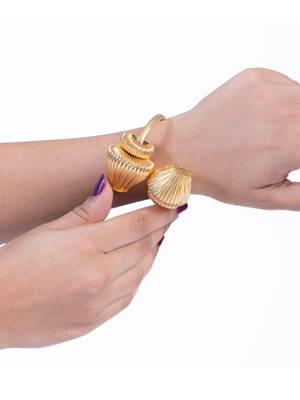 Golden twisted cascade bracelet 3