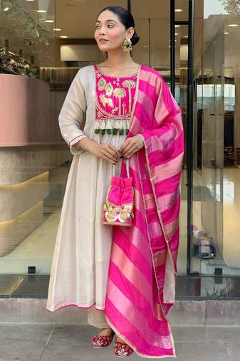 White embroidered silk kurta pant dupatta set | stitched party wear straight pant suit