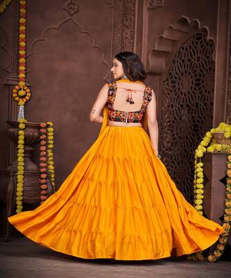 Embroidered Semi Stitched Lehenga & Unstitched Blouse With Dupatta 4