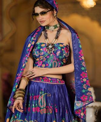 Printed Ready to Wear Lehenga & Blouse With Dupatta 2