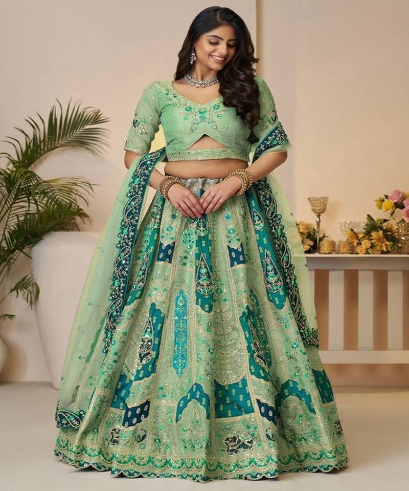 Embroidered Semi Stitched Lehenga & Unstitched Blouse With Dupatta