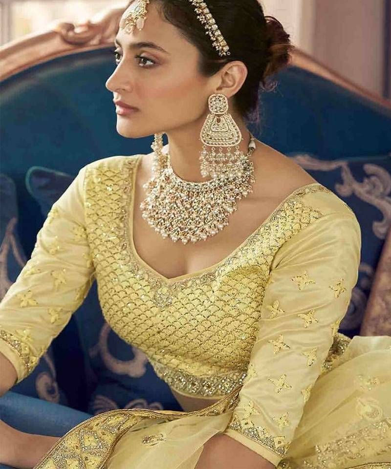 Embroidered Semi Stitched Lehenga & Blouse With Dupatta