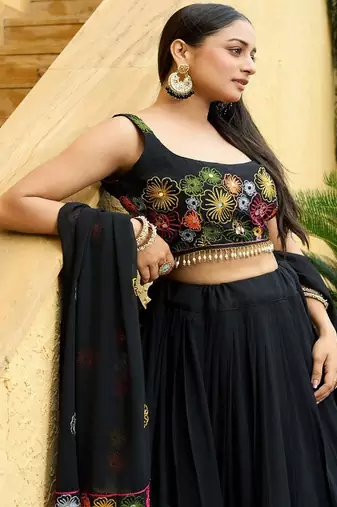 Embroidered Thread Work Semi Stitched Lehenga & Unstitched Blouse With Dupatta
