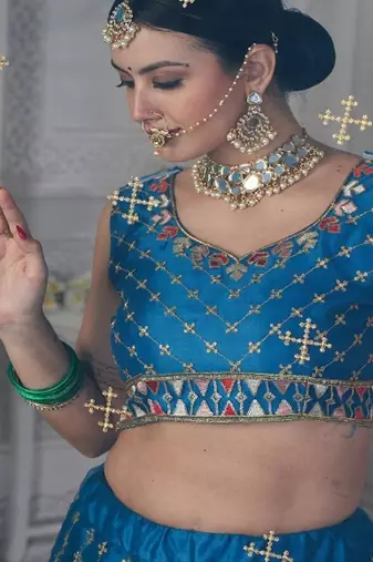 Embroidered Thread Work Semi Stitched Lehenga & Unstitched Blouse With Dupatta