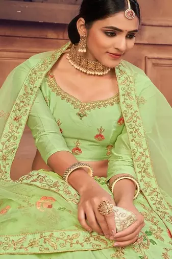 Green & Gold Toned Embroidered Thread Work Semi Stitched Lehenga & Unstitched Blouse With Dupatta
