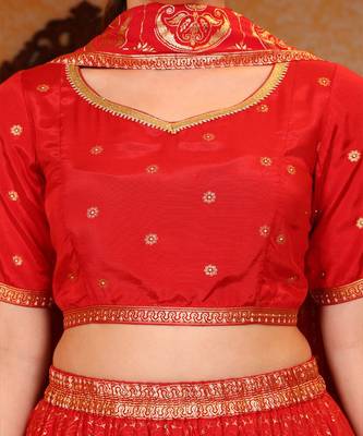 Printed Ready to Wear Lehenga & Blouse With Dupatta 2