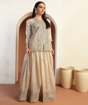 Banarasi Embroidery & Bandhani Art Silk Lehenga With Choli & Dupatta 4