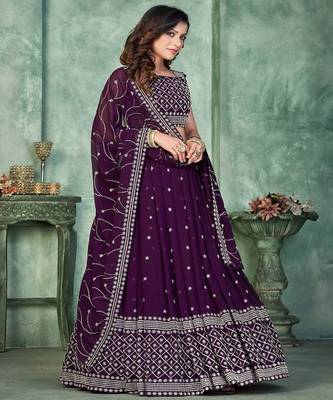 Women Embroidered Sequinned Semi Stitched Lehenga & Unstitched Blouse With Dupatta 3