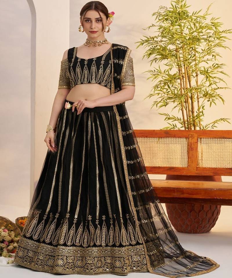 Embroidered Semi Stitched Lehenga & Unstitched Blouse With Dupatta