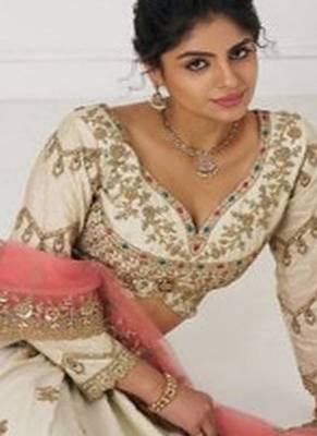 Embroidered Sequinned Semi Stitched Lehenga & Unstitched Blouse With Dupatta 4