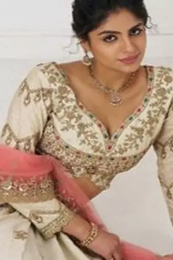 Embroidered Sequinned Semi Stitched Lehenga & Unstitched Blouse With Dupatta