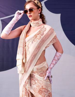 Peach classic beauty satin sik floral printed with smooth texture saree 3