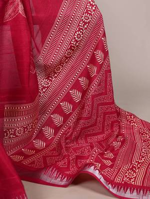 Cherry red slub silk foral printed with zari border work saree 5