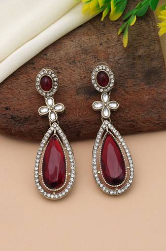 Maroon color kundan earrings