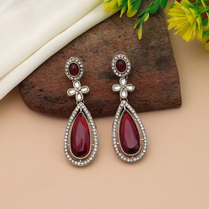 Maroon color kundan earrings