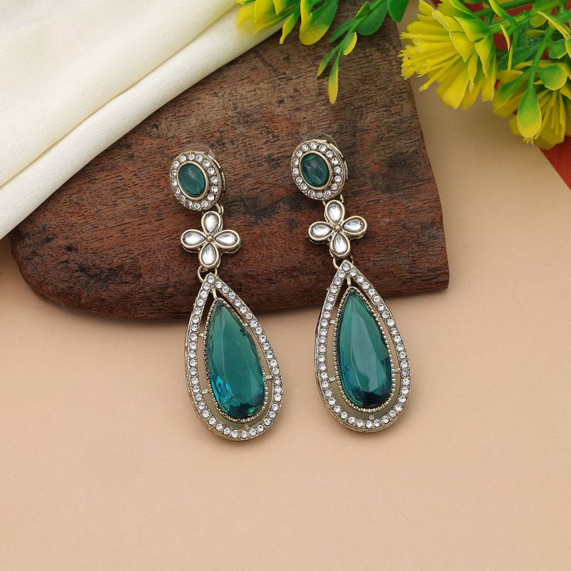 Rama green color kundan earrings