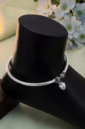 Silver color oxidised anklet