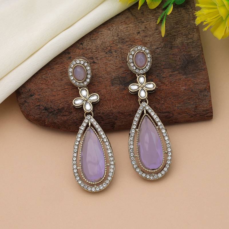 Light purple color kundan earrings