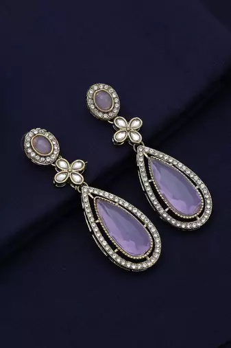 Light purple color kundan earrings
