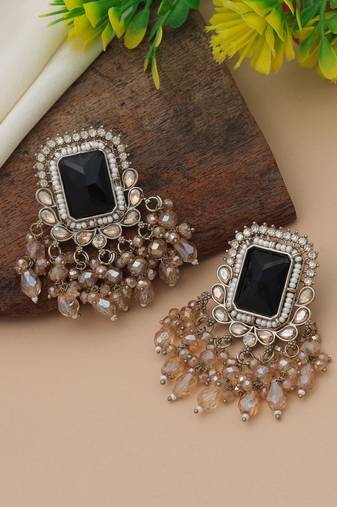 Black color kundan earrings