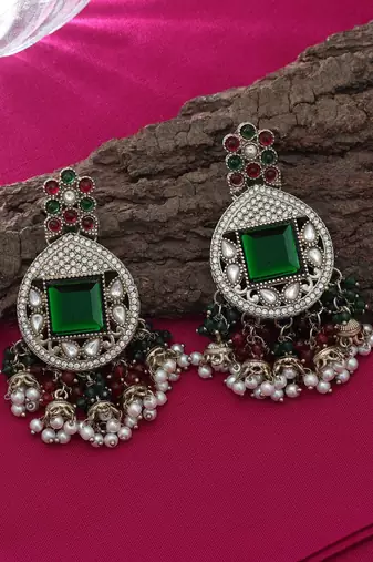 Maroon & green color kundan earrings