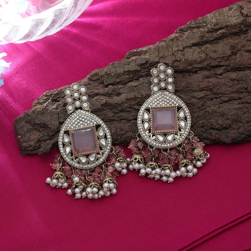 Light pink color kundan earrings