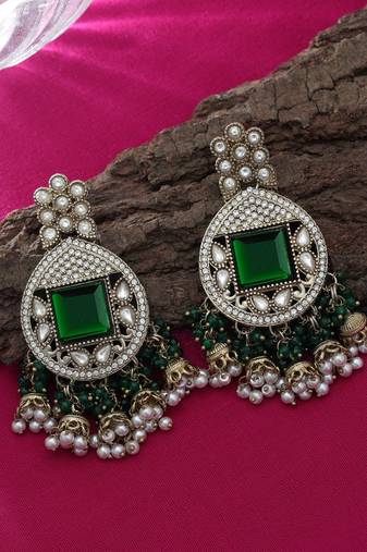 Green color kundan earrings