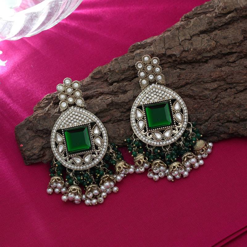 Green color kundan earrings