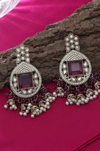 Magenta color kundan earrings
