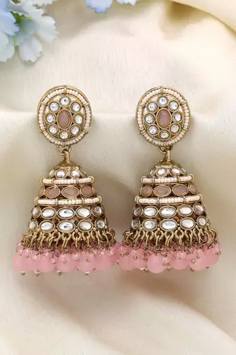 Light pink color kundan earrings