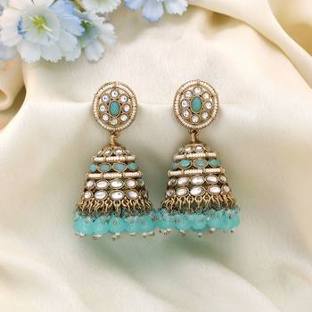 Firozi color kundan earrings 2