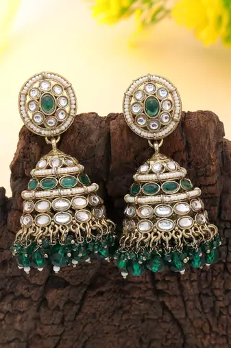 Green color kundan earrings
