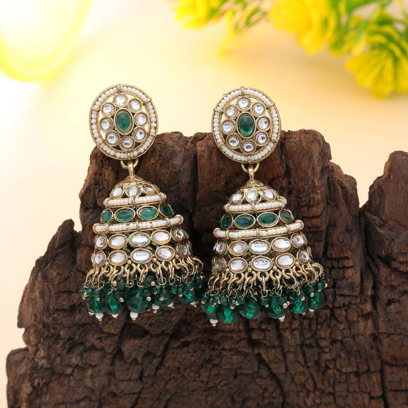 Green color kundan earrings
