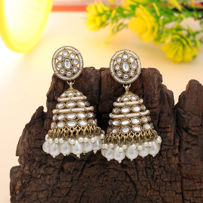 White color kundan earrings